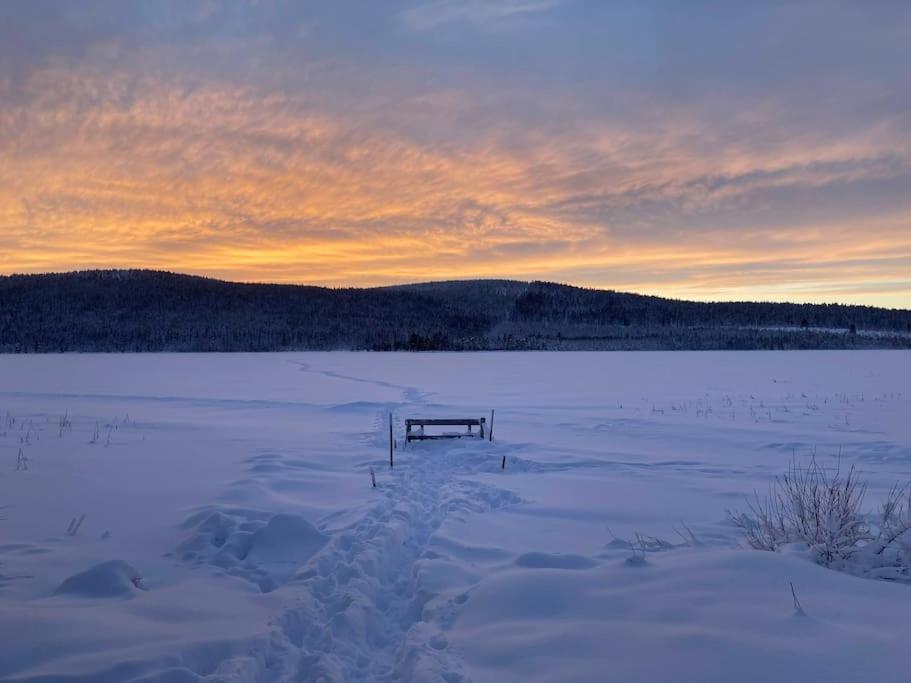 Lakeside Wilderness Cabin Jokkmokk Exterior photo